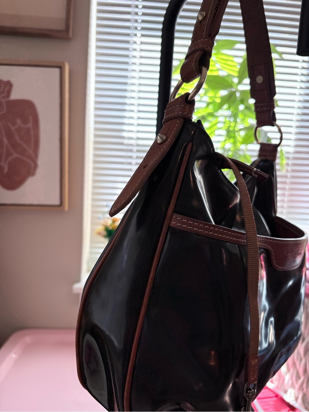 Dooney & Bourke black patent leather Bag purse - Picture 8 of 14